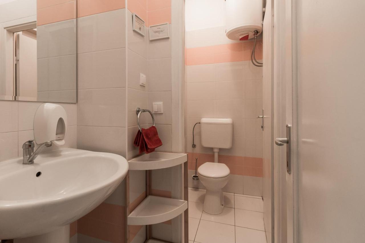 Hostel Split Backpackers מראה חיצוני תמונה