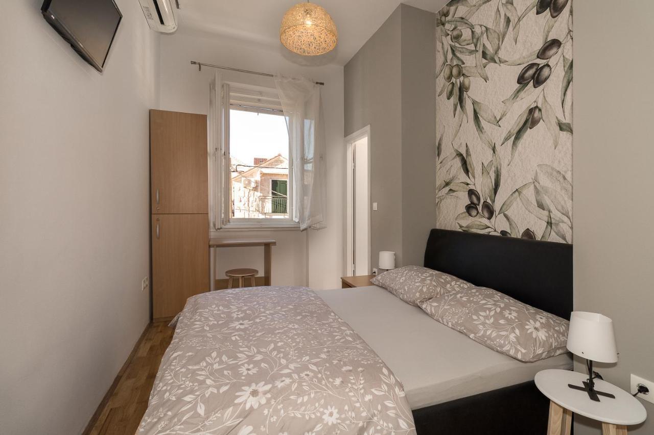 Hostel Split Backpackers מראה חיצוני תמונה