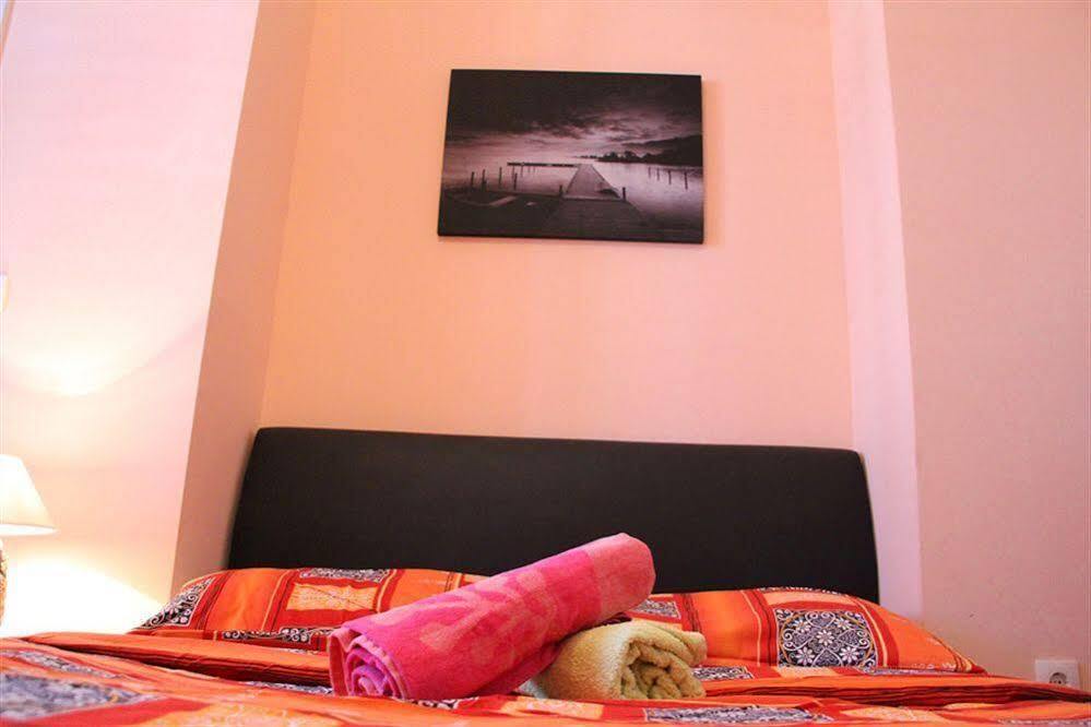 Hostel Split Backpackers מראה חיצוני תמונה